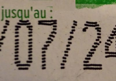 Date limite de consommation (DLC), date de durabilité minimale (DDM).