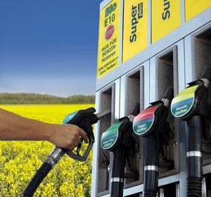 Nouveaux noms des carburants à la pompe.